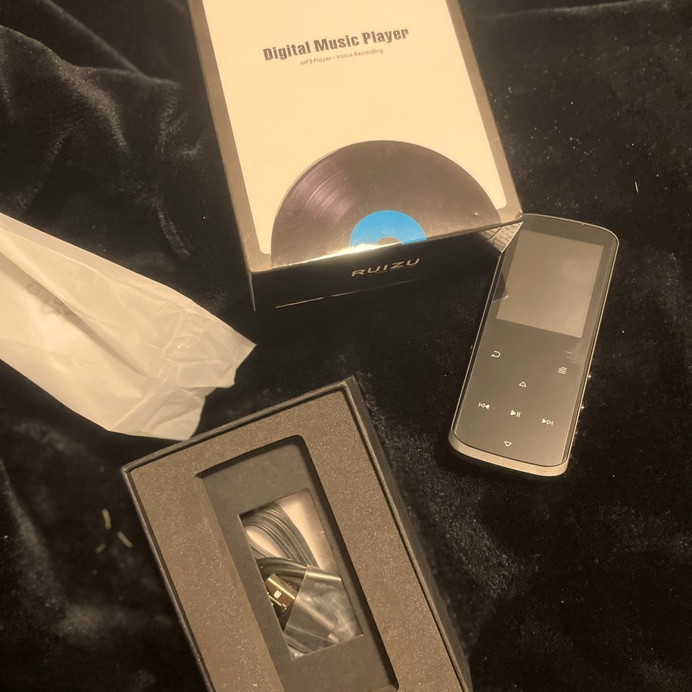 Brand new mp3 player - still in the box
